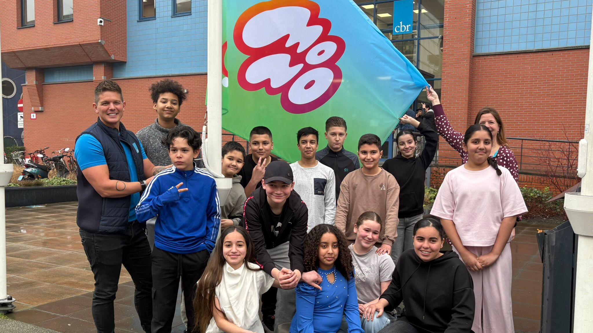 [VIDEO] Campagne tegen telefoongebruik in verkeer onder de aandacht