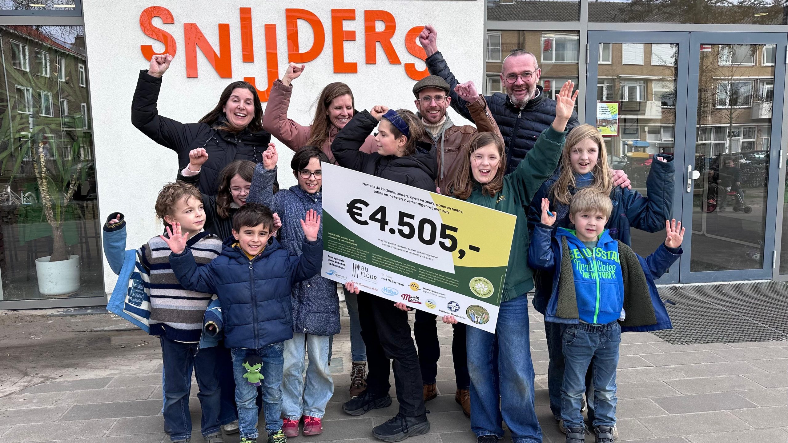 [VIDEO] Crowdfundingsactie levert 4.600 euro op voor vergroening Kindcentrum Snijders