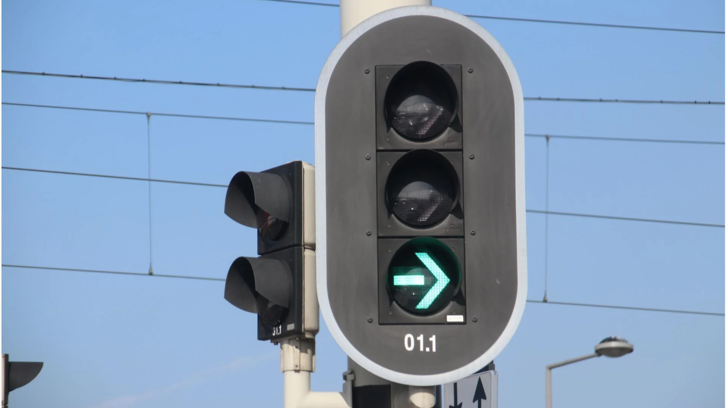 Nieuwe verkeerslichten op kruising Monseigneur van Steelaan en Hofzichtlaan in Voorburg