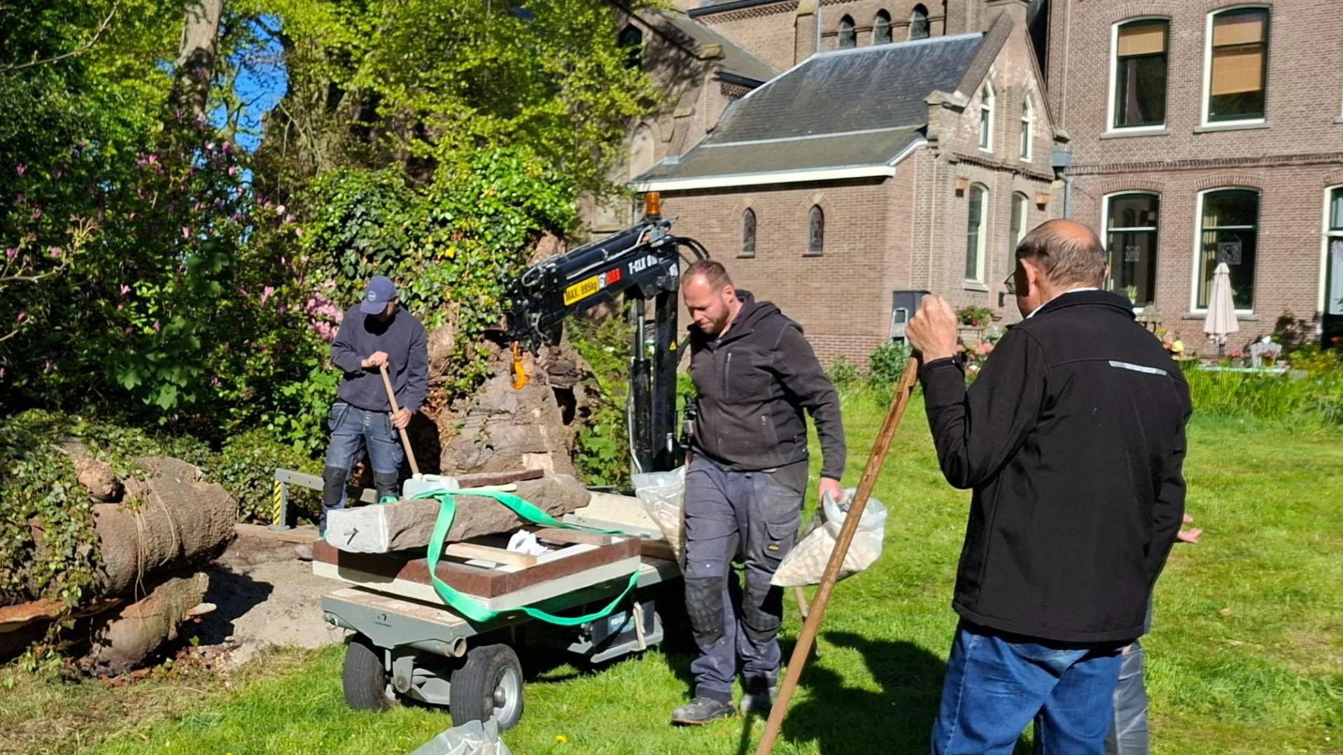 Nieuw monument maakt eerste 4 mei-herdenking in Stompwijk mogelijk