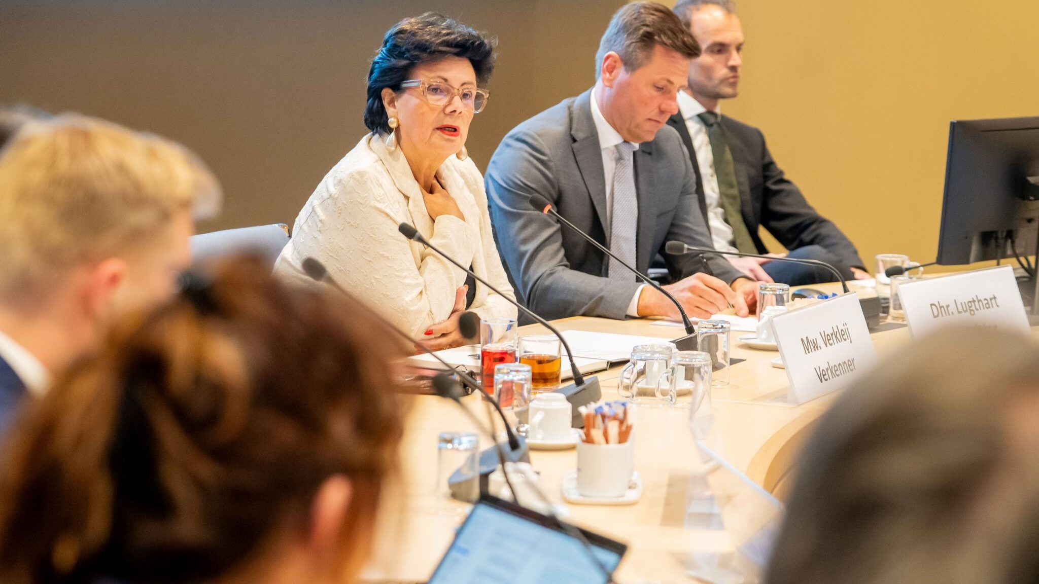 Partijen praten verder over nieuw coalitieakkoord, besluit nog niet klaar