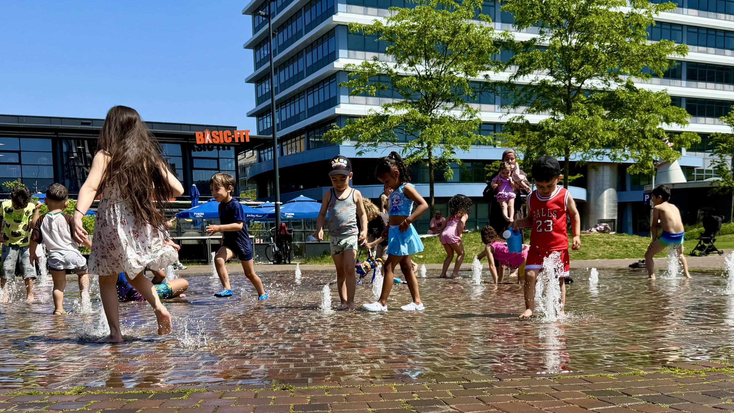 Rijswijk geniet volop van het stralend zonnige weer