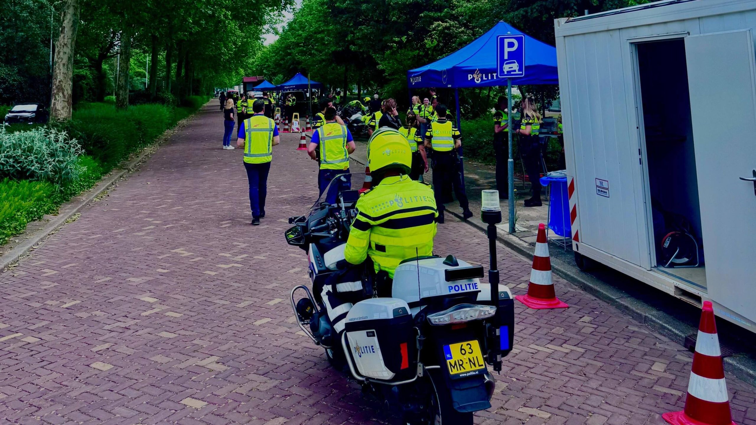 76 bekeuringen tijdens grote verkeerscontrole op Prins Bernhardlaan