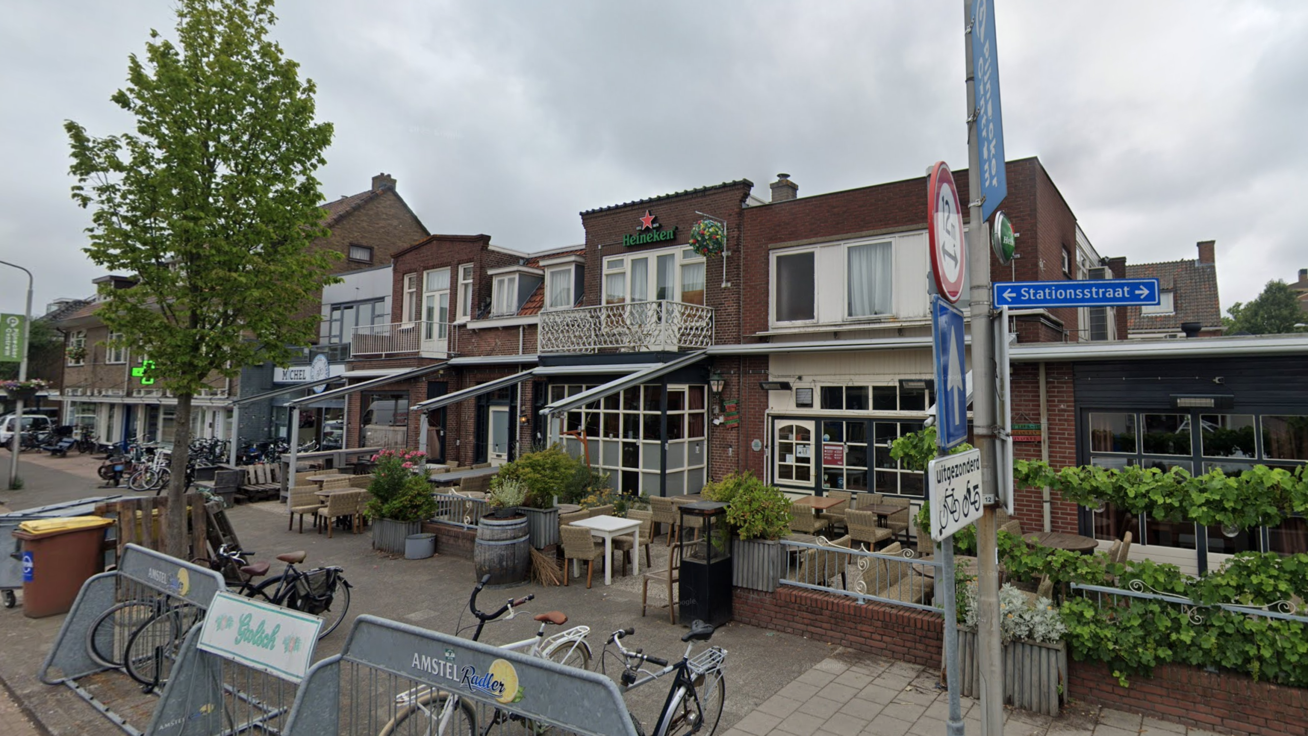 Vechtpartij bij café in Pijnacker leidt tot grote politie-inzet