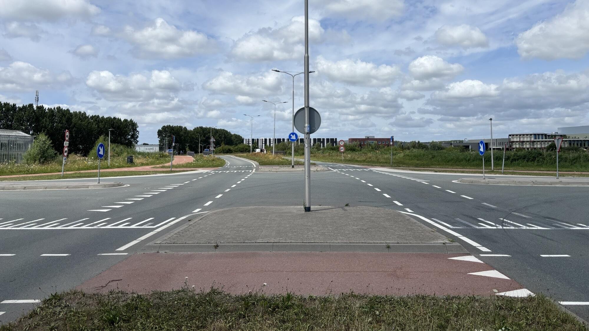 Zijdeweg krijgt aangepaste verkeersdrempels na meerdere ongelukken